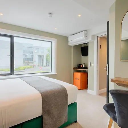 34 On The Hill - Boutique Townhouse Guest house