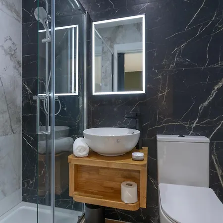 Gasthuis 34 On The Hill - Boutique Townhouse Galway