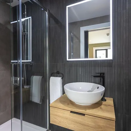 34 On The Hill - Boutique Townhouse Guest house *