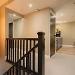 Casa de hóspedes 34 On The Hill - Boutique Townhouse