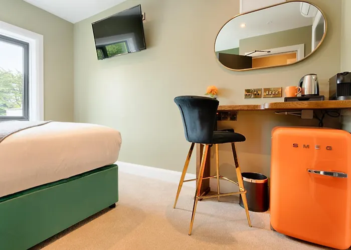 34 On The Hill - Boutique Townhouse